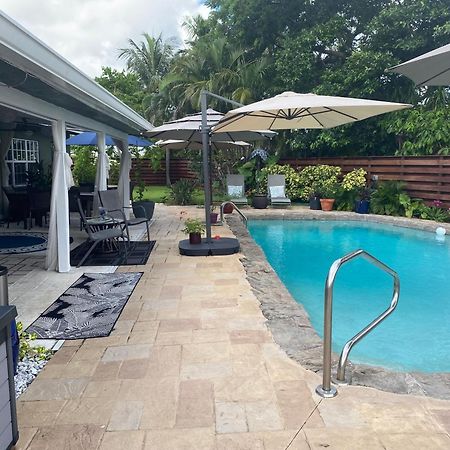 Wilton Manors A Mens Oasis Bed and Breakfast Eksteriør billede