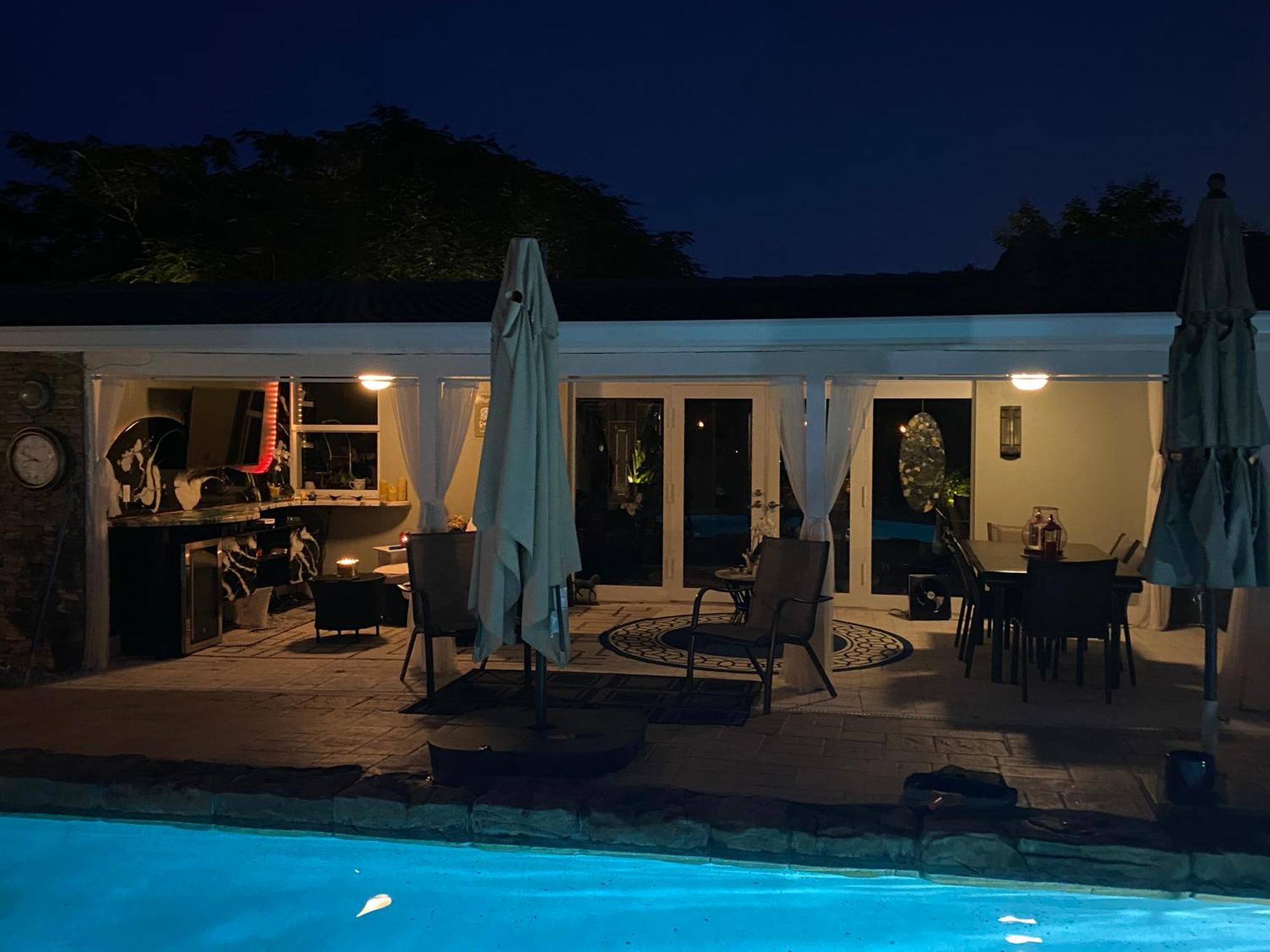 Wilton Manors A Mens Oasis Bed and Breakfast Eksteriør billede