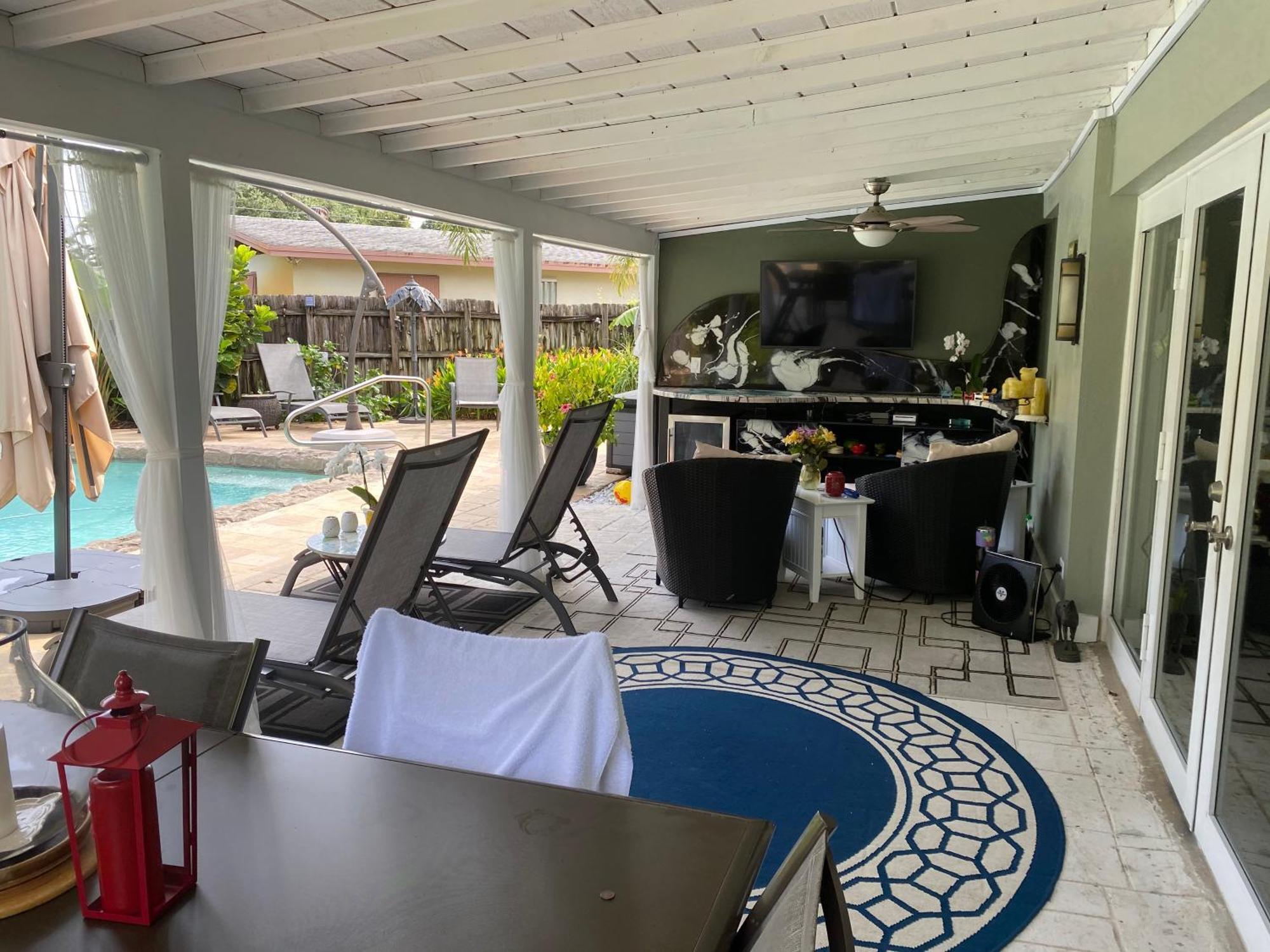 Wilton Manors A Mens Oasis Bed and Breakfast Eksteriør billede